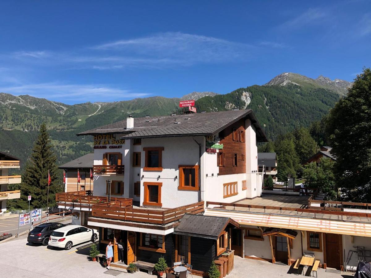 Hotel De La Poste La Tzoumaz Luaran gambar