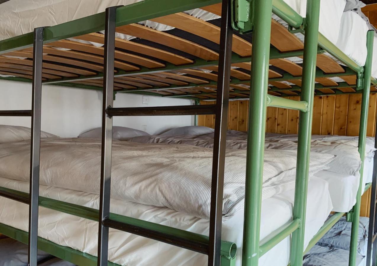 Hotel De La Poste La Tzoumaz Luaran gambar